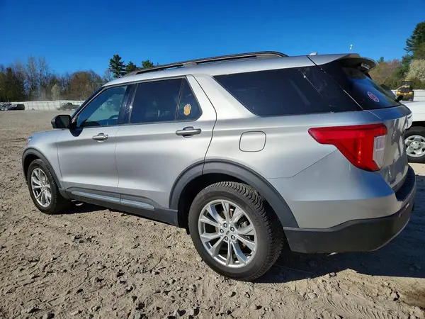 1FMSK8DH2MGA36475 2021 FORD EXPLORER - Image 2