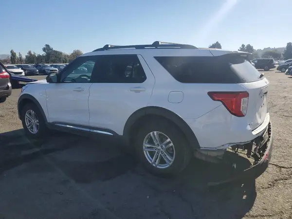 1FMSK8DH2MGA52577 2021 FORD EXPLORER - Image 2