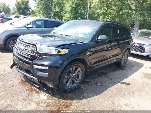 1FMSK8DH2MGA79004 2021 FORD EXPLORER - Image 2