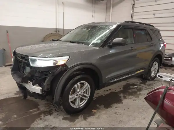 1FMSK8DH2MGA91010 2021 FORD EXPLORER - Image 2