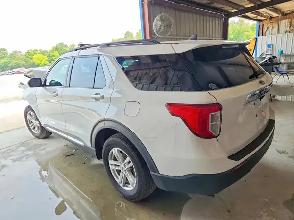 1FMSK8DH2NGA14400 2022 FORD EXPLORER - Image 2