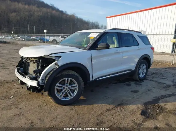 1FMSK8DH2NGA22674 2022 FORD EXPLORER - Image 2