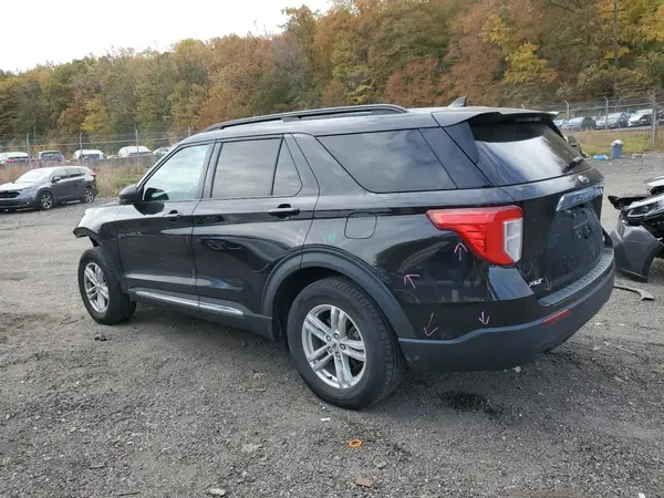 1FMSK8DH2NGA35389 2022 FORD EXPLORER - Image 2