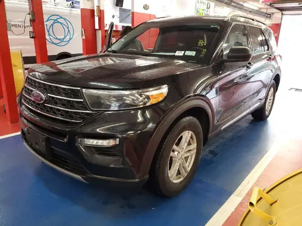 1FMSK8DH2NGA49020 2022 FORD EXPLORER - Image 2