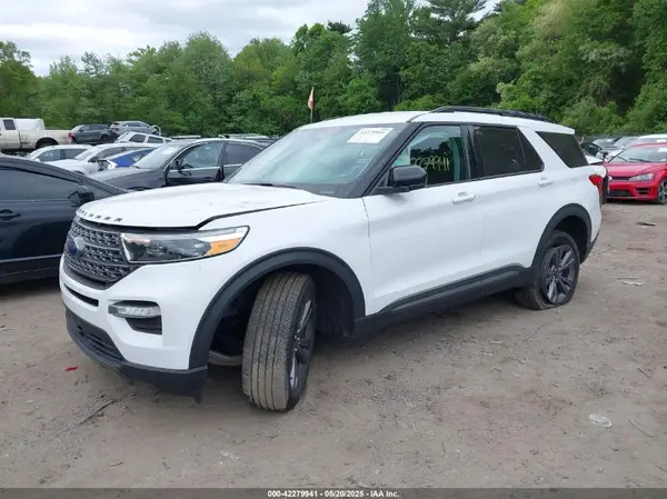 1FMSK8DH2NGA54640 2022 FORD EXPLORER - Image 2