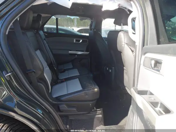 1FMSK8DH2NGA68263 2022 FORD EXPLORER - Image 8