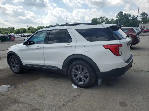 1FMSK8DH2NGA75410 2022 FORD EXPLORER - Image 2
