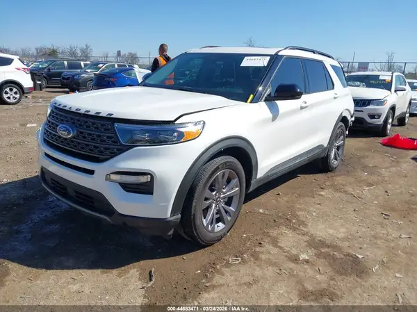 1FMSK8DH2NGA75486 2022 FORD EXPLORER - Image 2