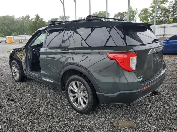 1FMSK8DH2NGA76606 2022 FORD EXPLORER - Image 2