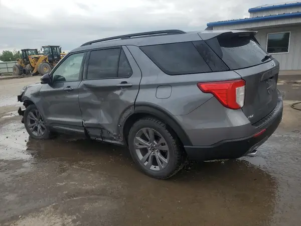 1FMSK8DH2NGB10379 2022 FORD EXPLORER - Image 2
