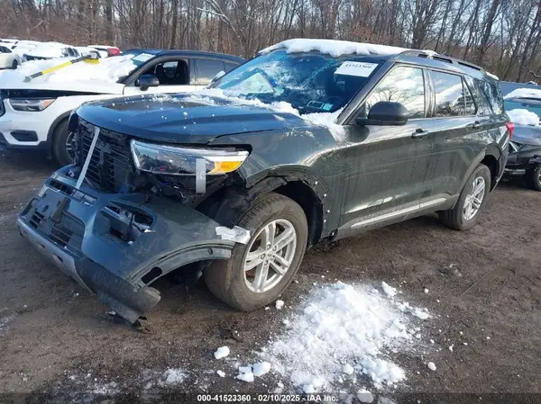 1FMSK8DH2NGB28400 2022 FORD EXPLORER - Image 2