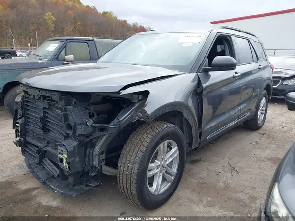 1FMSK8DH2NGB42409 2022 FORD EXPLORER - Image 2