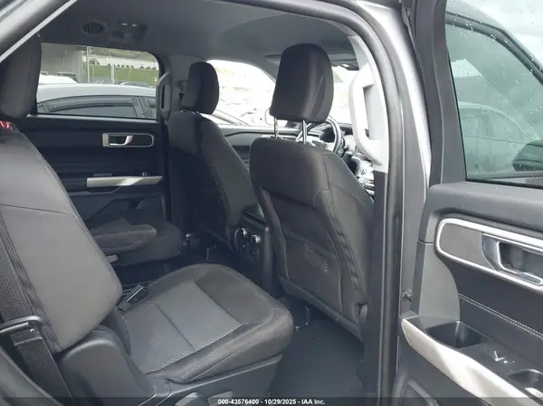 1FMSK8DH2NGB42409 2022 FORD EXPLORER - Image 8