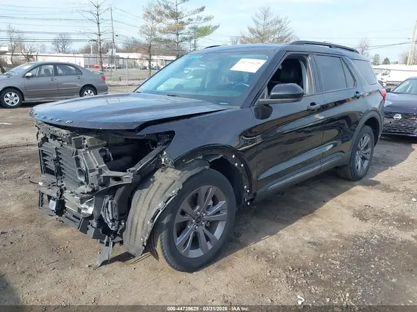 1FMSK8DH2NGB69304 2022 FORD EXPLORER - Image 2