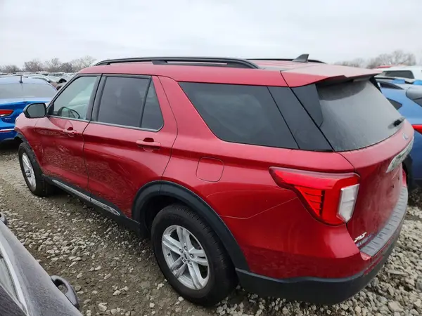 1FMSK8DH2NGC05069 2022 FORD EXPLORER - Image 2