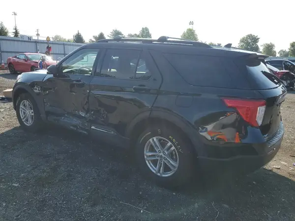 1FMSK8DH2NGC11549 2022 FORD EXPLORER - Image 2