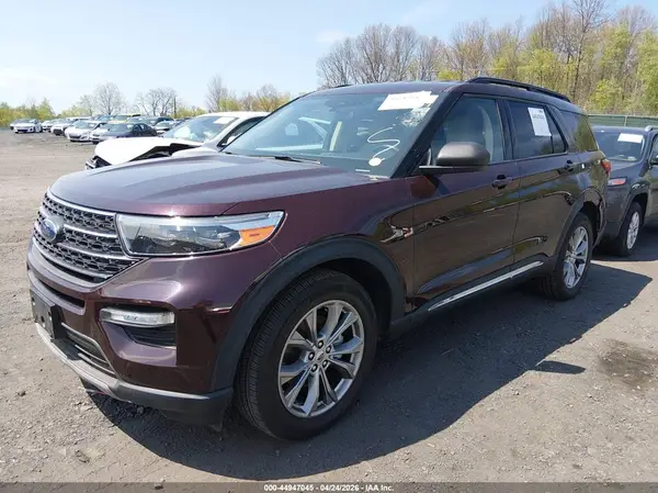 1FMSK8DH2NGC17111 2022 FORD EXPLORER - Image 2