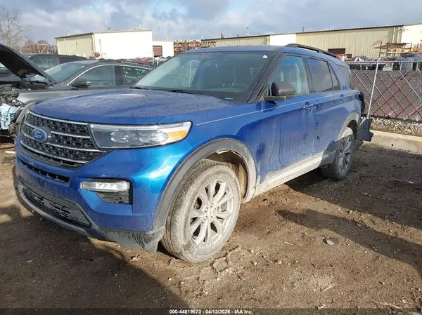 1FMSK8DH2NGC39061 2022 FORD EXPLORER - Image 2