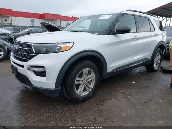1FMSK8DH2PGA24105 2023 FORD EXPLORER - Image 2