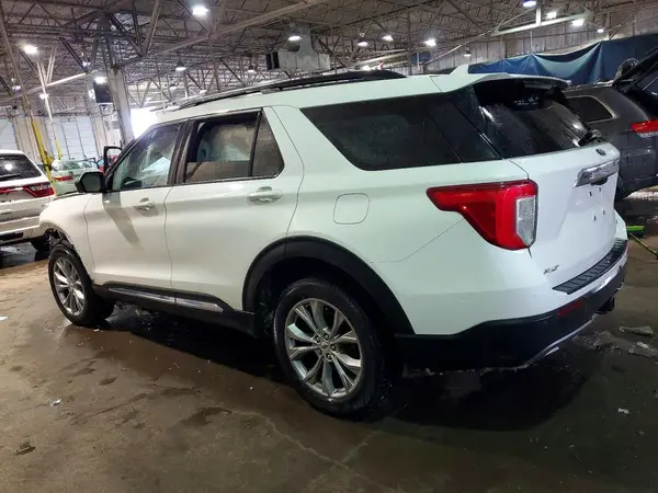 1FMSK8DH2PGA75474 2023 FORD EXPLORER - Image 2