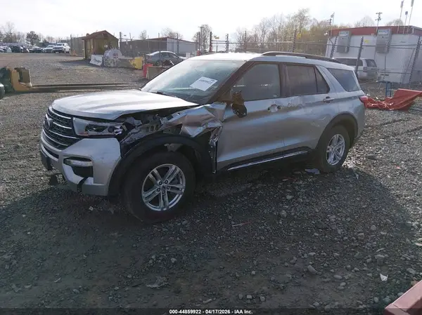 1FMSK8DH2PGB18310 2023 FORD EXPLORER - Image 2
