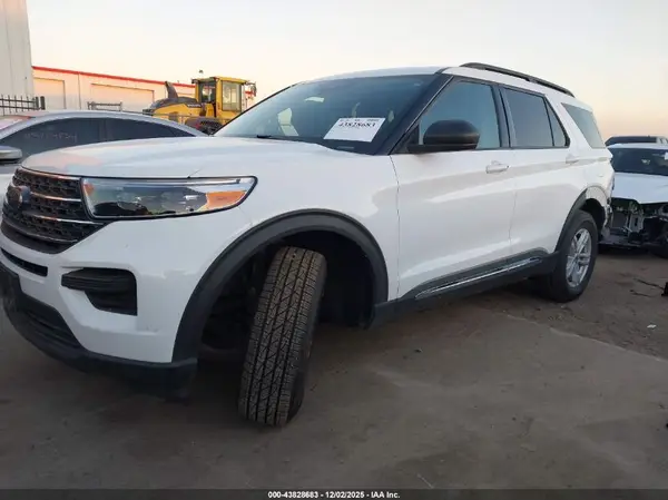 1FMSK8DH2PGB75512 2023 FORD EXPLORER - Image 2