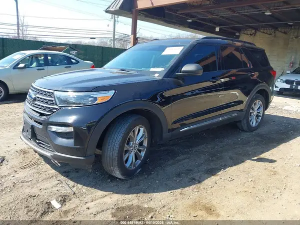 1FMSK8DH2PGB76756 2023 FORD EXPLORER - Image 2