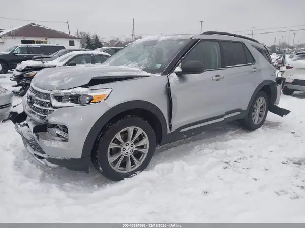 1FMSK8DH2PGB77289 2023 FORD EXPLORER - Image 2