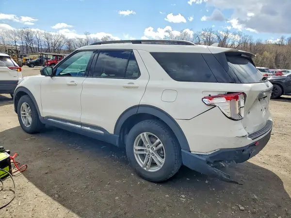 1FMSK8DH2PGB92147 2023 FORD EXPLORER - Image 2