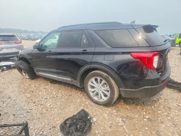 1FMSK8DH2RGA09705 2024 FORD EXPLORER - Image 2