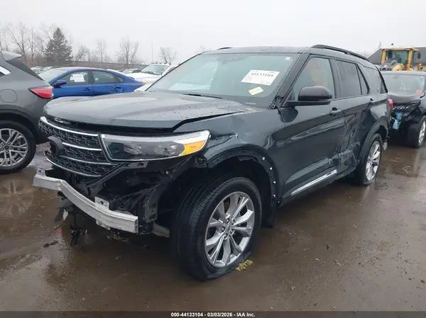 1FMSK8DH2RGA10594 2024 FORD EXPLORER - Image 2