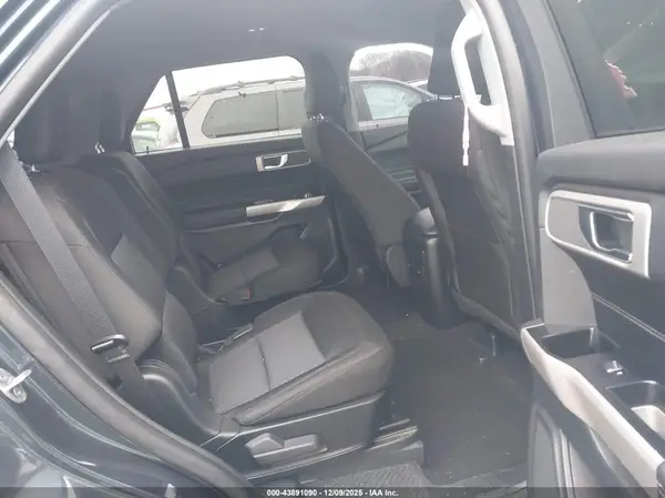 1FMSK8DH2RGA31669 2024 FORD EXPLORER - Image 8