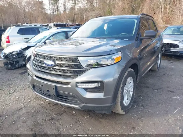 1FMSK8DH2RGA37259 2024 FORD EXPLORER - Image 2