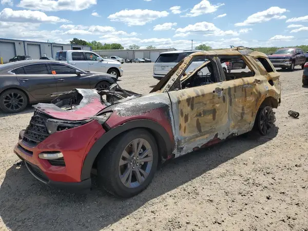 1FMSK8DH2RGA44454 2024 FORD EXPLORER - Image 1
