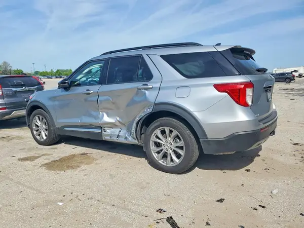 1FMSK8DH2RGA45118 2024 FORD EXPLORER - Image 2