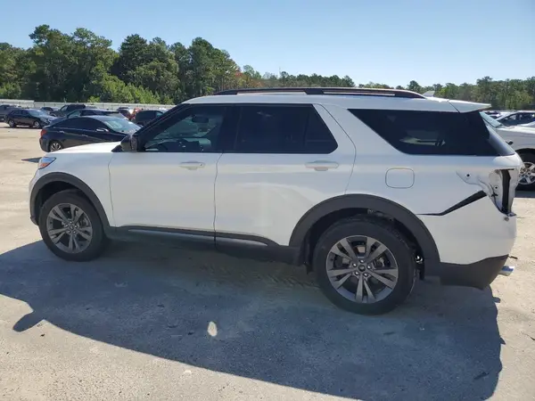 1FMSK8DH2RGA50318 2024 FORD EXPLORER - Image 2
