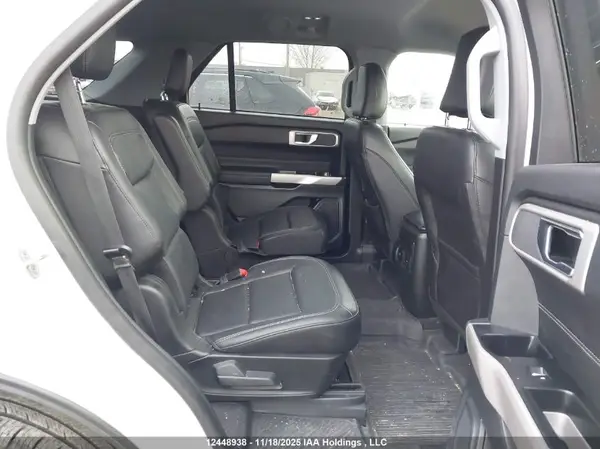 1FMSK8DH2RGA52103 2024 FORD EXPLORER - Image 8