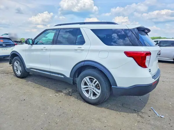 1FMSK8DH2RGA63053 2024 FORD EXPLORER - Image 2