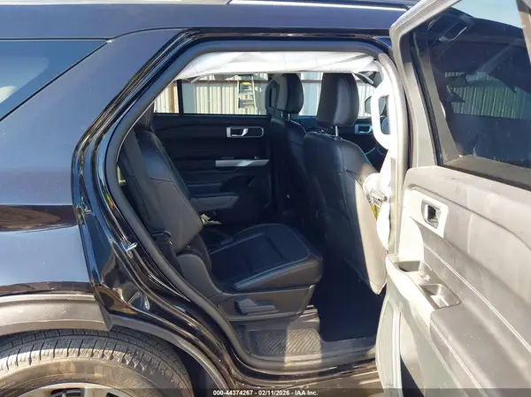 1FMSK8DH2RGA70312 2024 FORD EXPLORER - Image 8