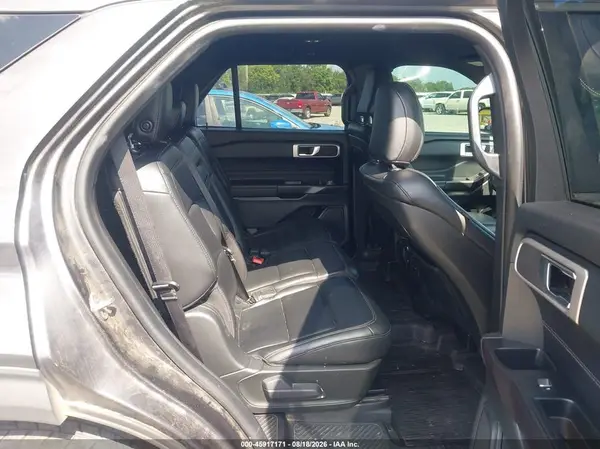 2020 FORD EXPLORER auction photo 8