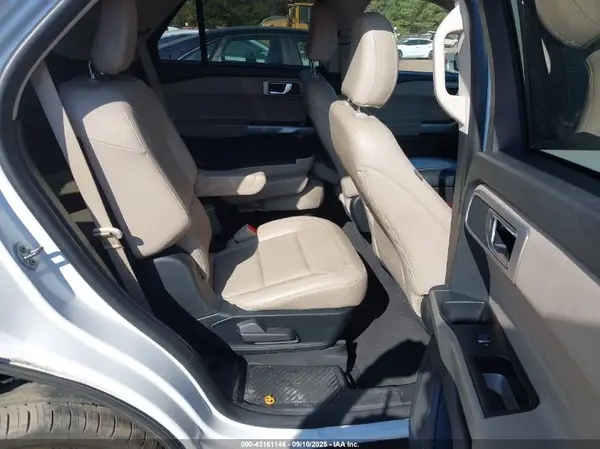 1FMSK8DH3MGA01072 2021 FORD EXPLORER - Image 8