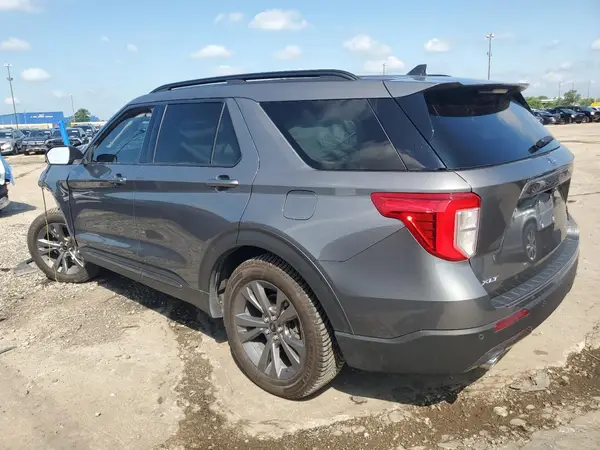 1FMSK8DH3MGA03985 2021 FORD EXPLORER - Image 2