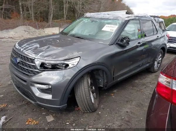 1FMSK8DH3MGA21578 2021 FORD EXPLORER - Image 2