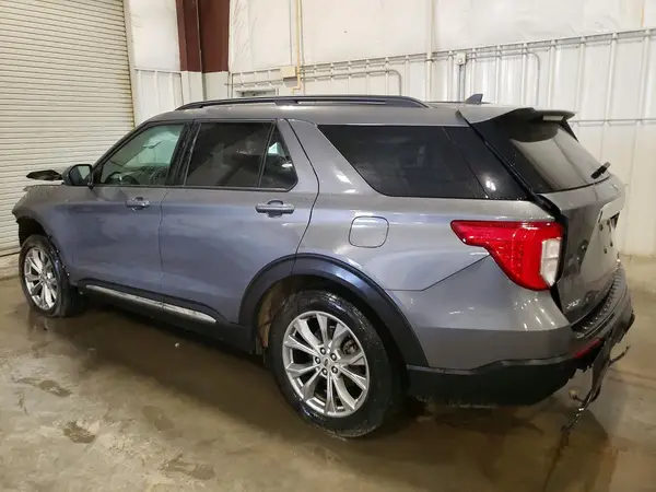 1FMSK8DH3MGA31074 2021 FORD EXPLORER - Image 2