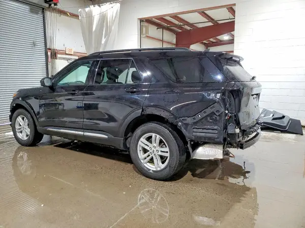 1FMSK8DH3MGA38722 2021 FORD EXPLORER - Image 2