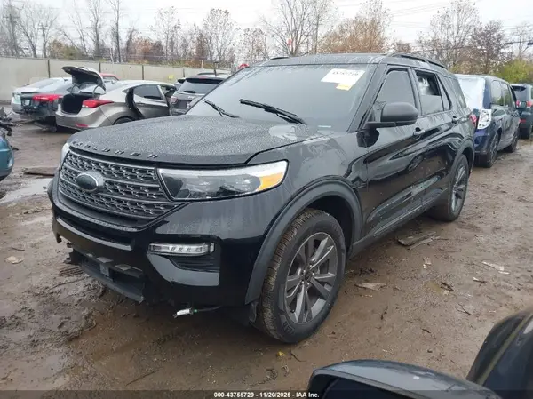 1FMSK8DH3MGA93249 2021 FORD EXPLORER - Image 2