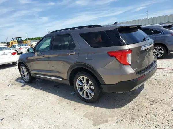 1FMSK8DH3MGB30266 2021 FORD EXPLORER - Image 2