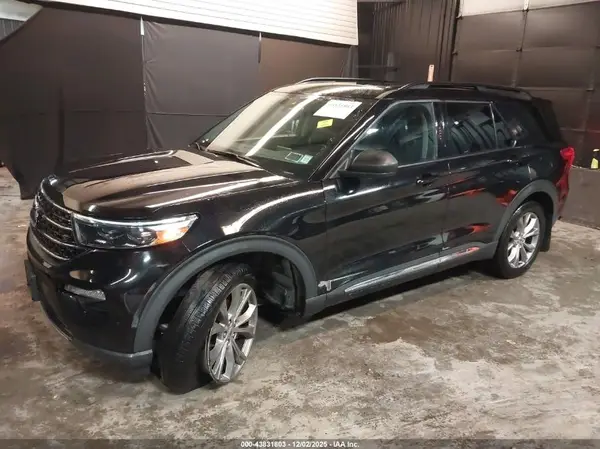 1FMSK8DH3MGC11767 2021 FORD EXPLORER - Image 2