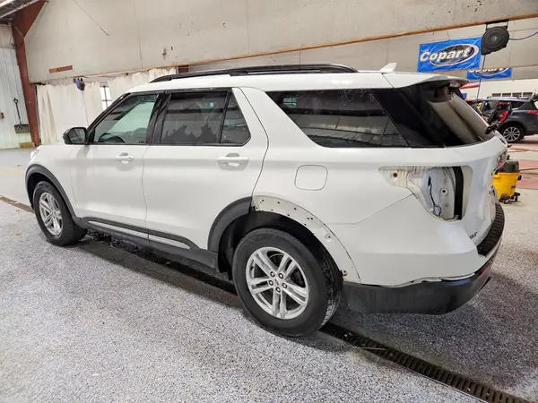 1FMSK8DH3MGC12756 2021 FORD EXPLORER - Image 2