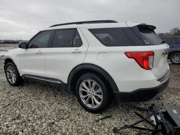 1FMSK8DH3MGC39844 2021 FORD EXPLORER - Image 2